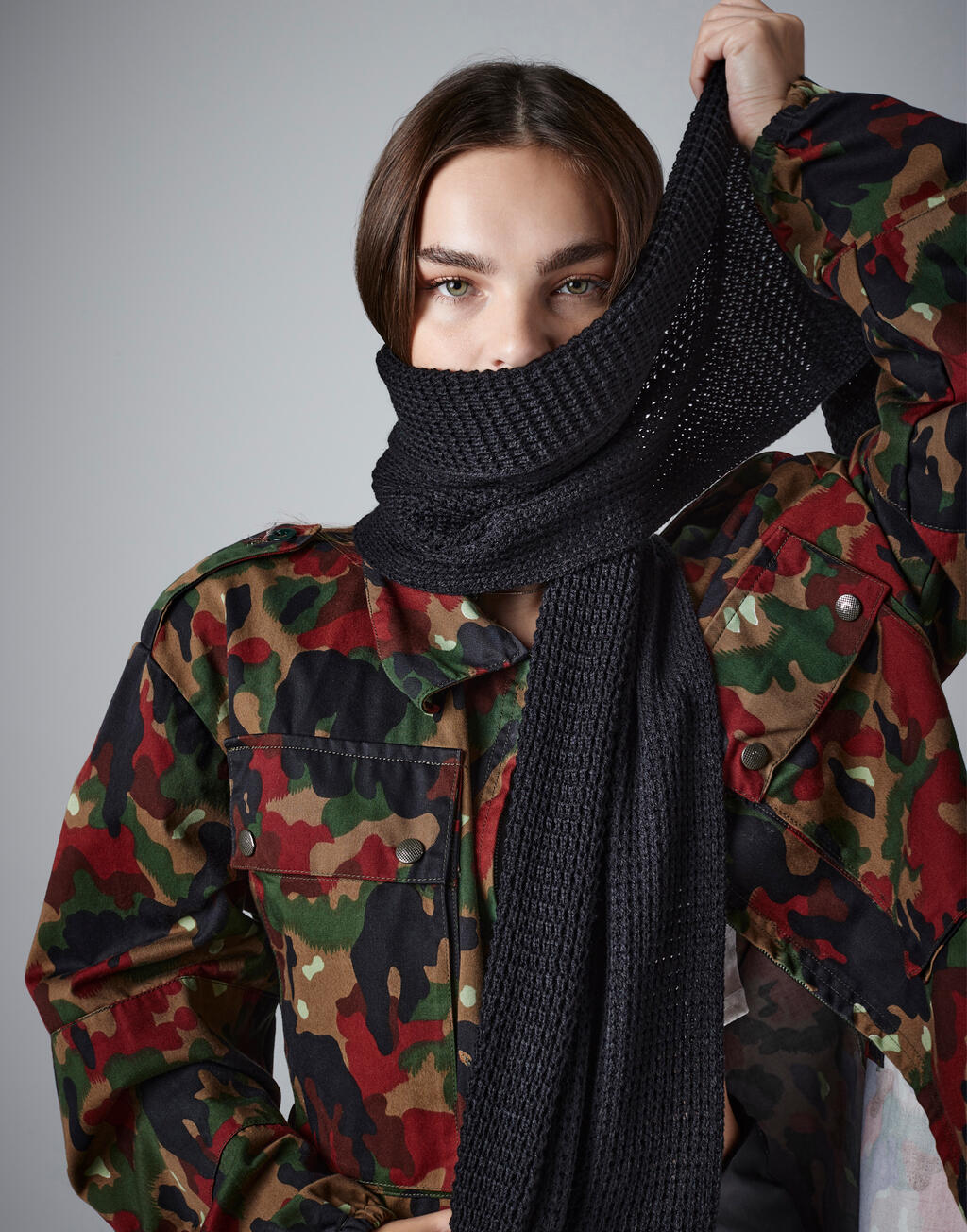 Classic Waffle Knit Scarf in Farbe Black