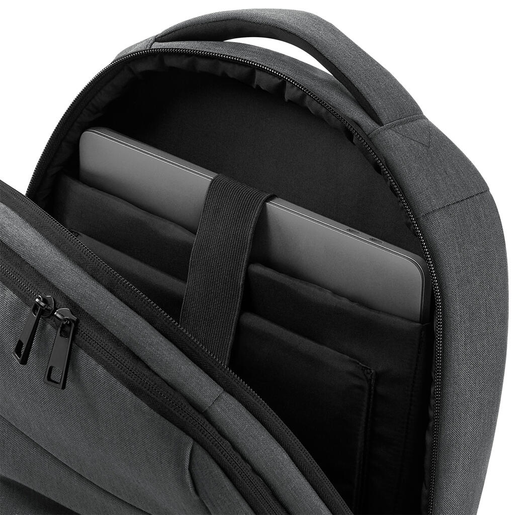 Q-Tech Charge Convertible Backpack in Farbe Black
