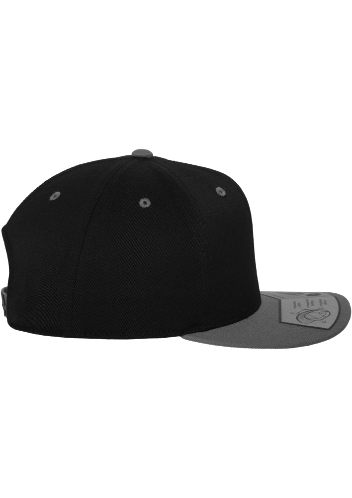 Fitted Snapback - ShirtStore