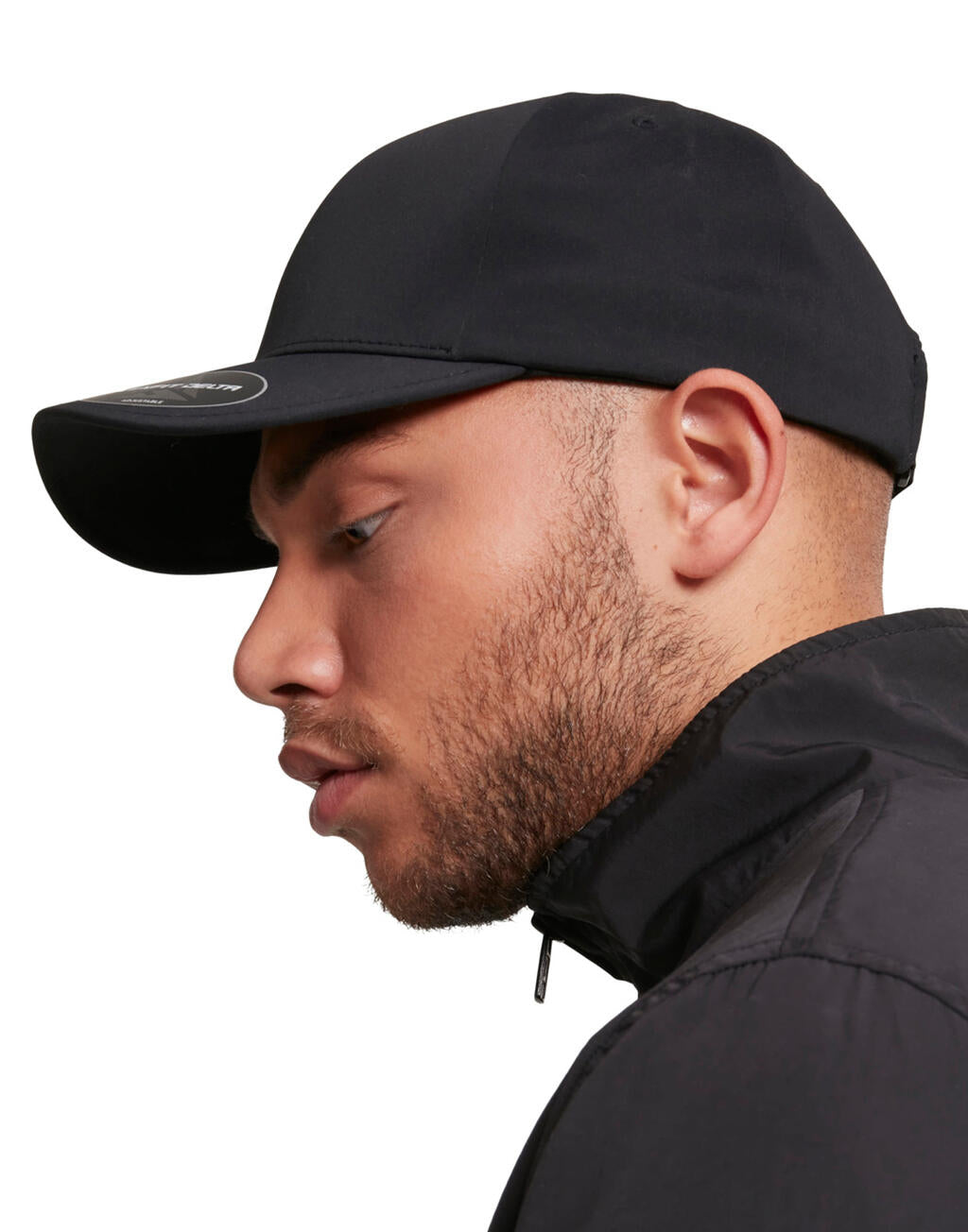 Flexfit Delta Adjustable Cap in Farbe Black