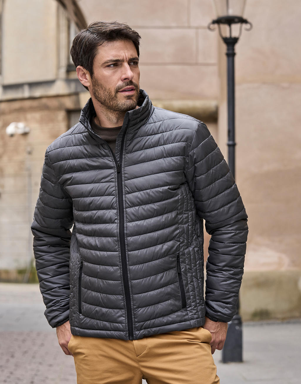 Zepelin Jacket in Farbe Black