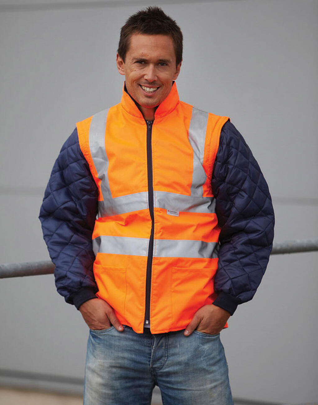 Fluo Quilted Jacket with Zip-Off Sleeves in Farbe Fluo Orange