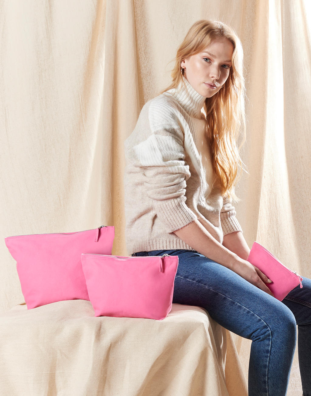 Canvas Accessory Bag in Farbe Off White