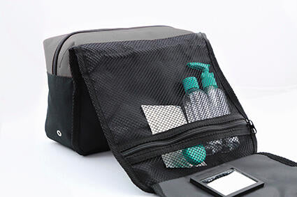 Bristol Toiletry Bag in Farbe Black