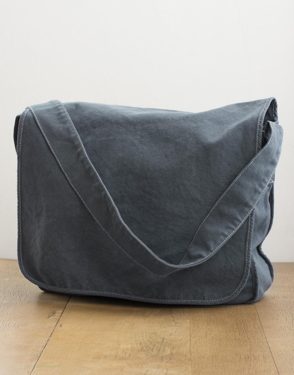 Canvas Messenger in Farbe Pepper