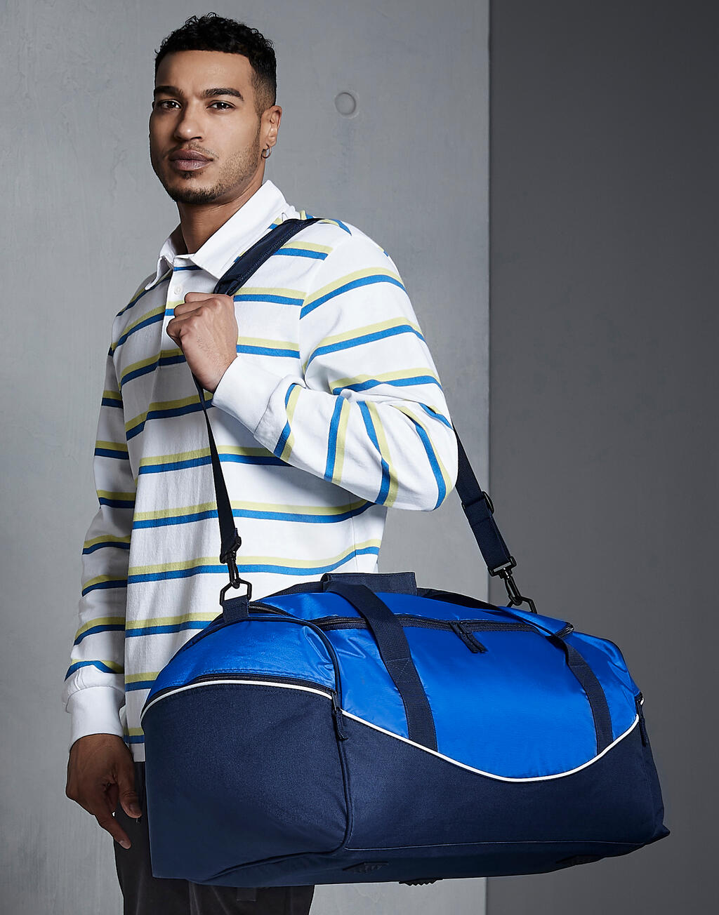 Teamwear Holdall in Farbe Black/Graphite