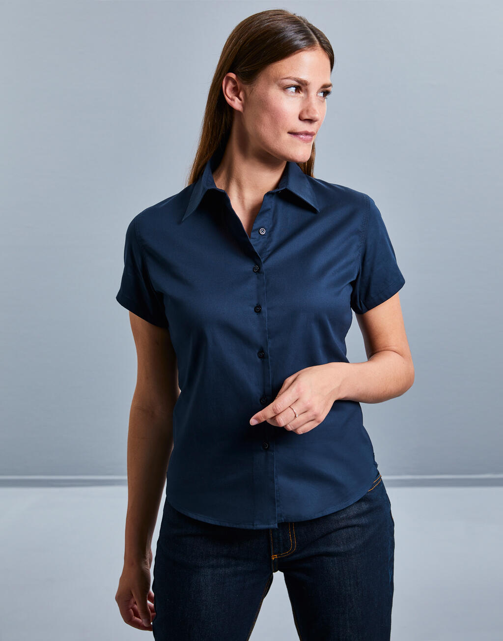 Ladies' Classic Twill Shirt in Farbe White