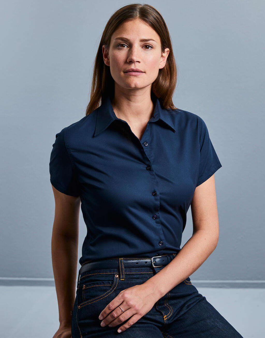 Ladies' Classic Twill Shirt in Farbe White