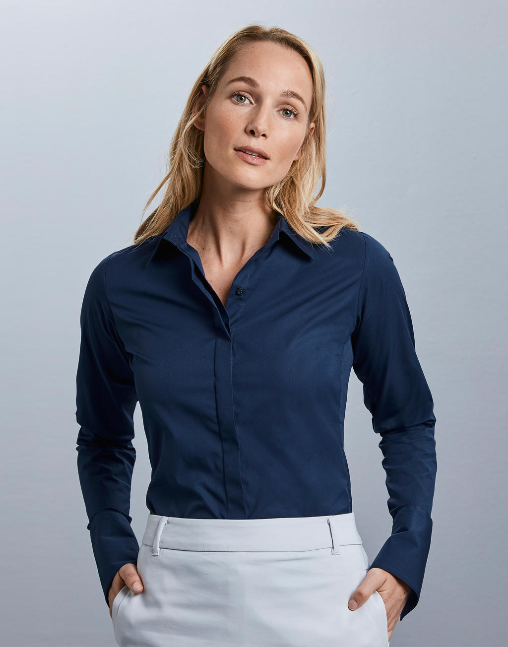 Ladies' LS Ultimate Stretch Shirt in Farbe White