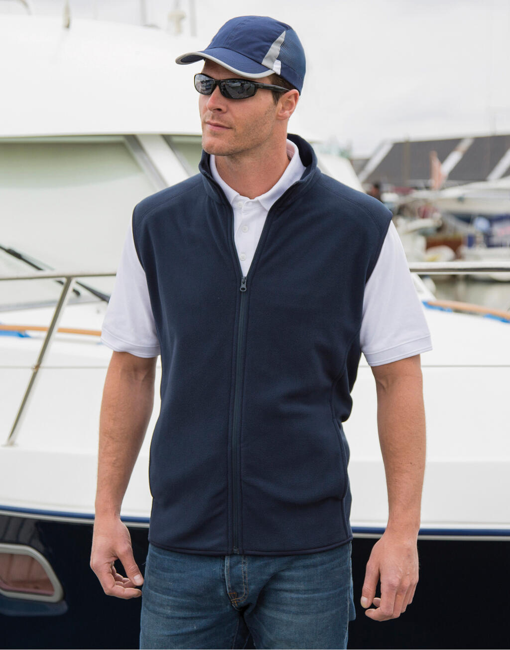 Micro Fleece Gilet in Farbe Black