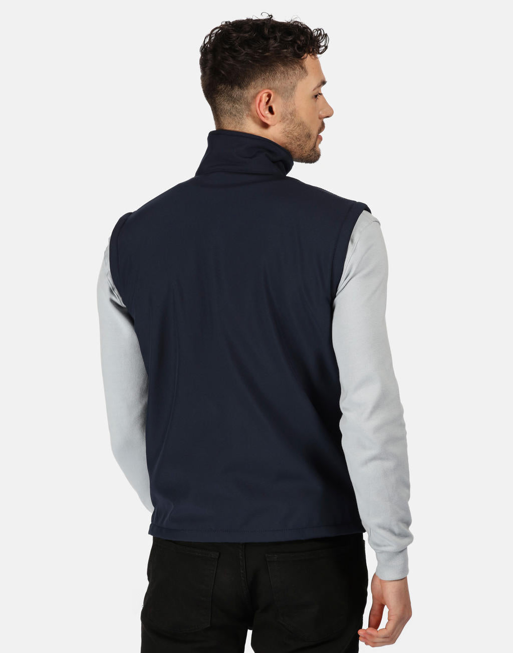 Honestly Made Recycled Softshell Bodywarmer in Farbe Black