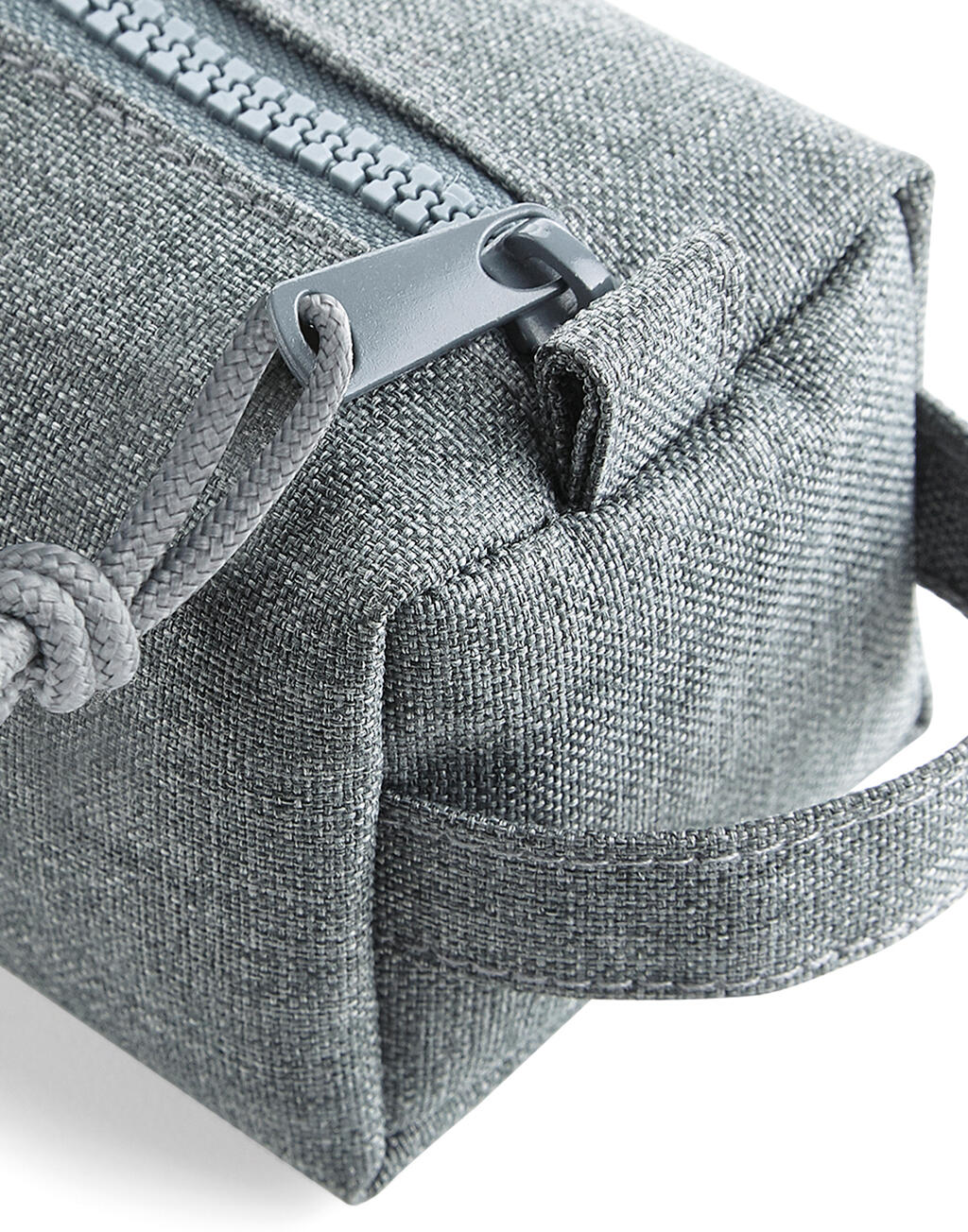 Essential Pencil/Accessory Case in Farbe Black