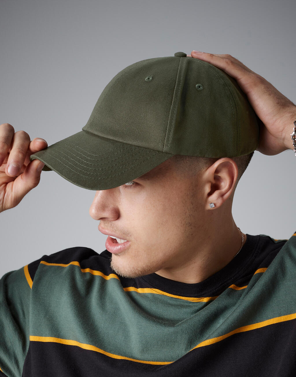 Organic Cotton 6 Panel Cap in Farbe Black