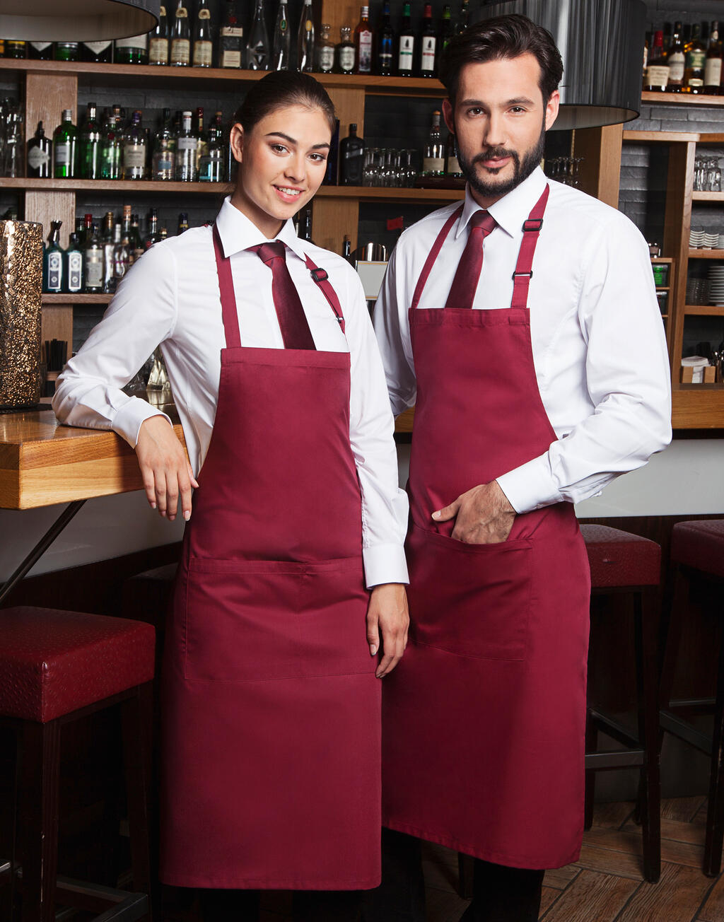 Bib Apron Basic with Pocket in Farbe White