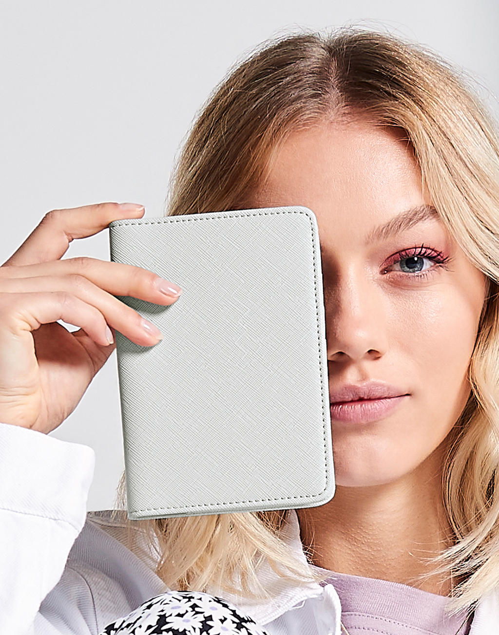 Boutique Travel Set in Farbe Soft White