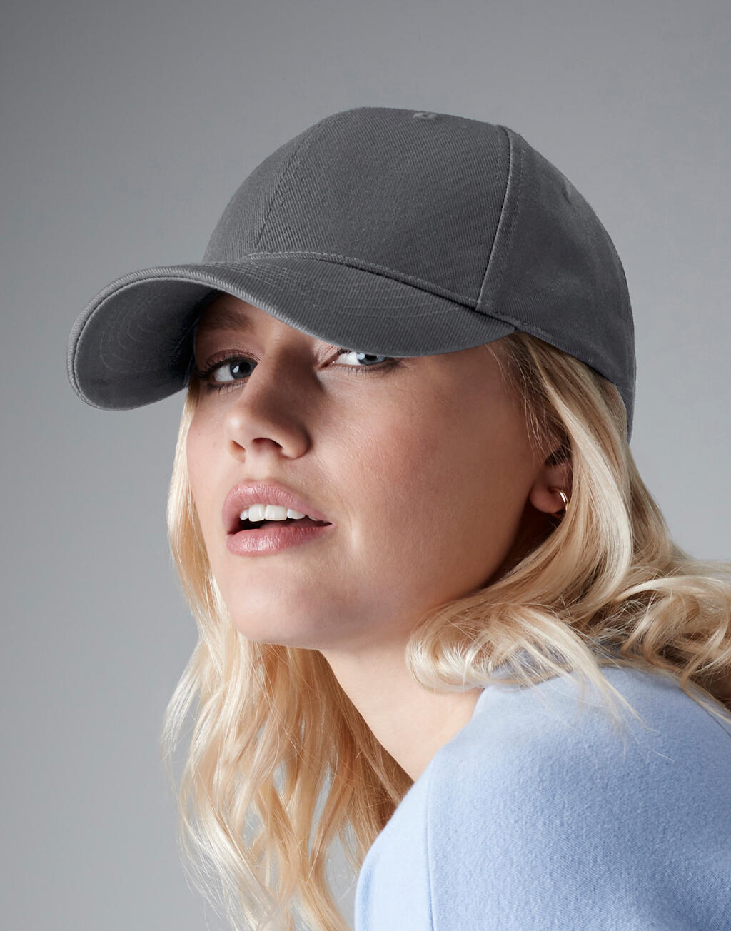 Ultimate 6 Panel Cap in Farbe White