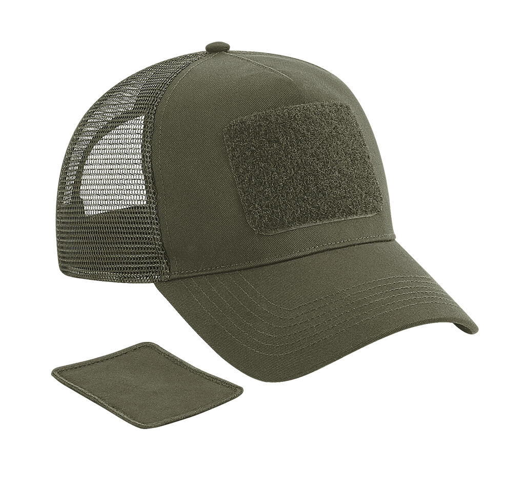Patch Snapback Trucker in Farbe Military Green
