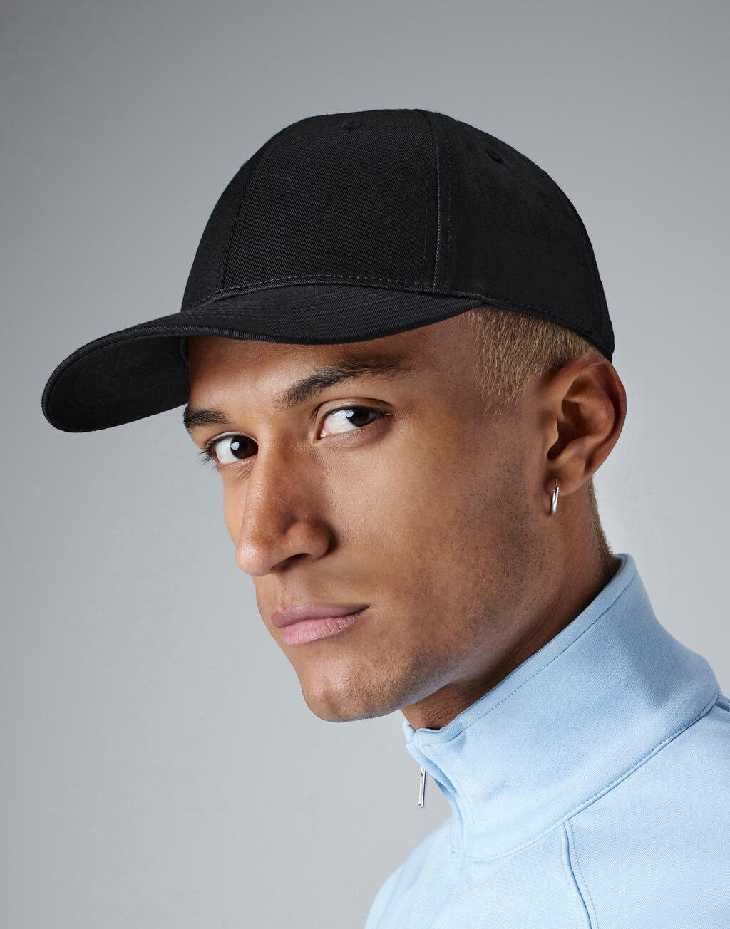 Urbanwear 6 Panel Snapback in Farbe White