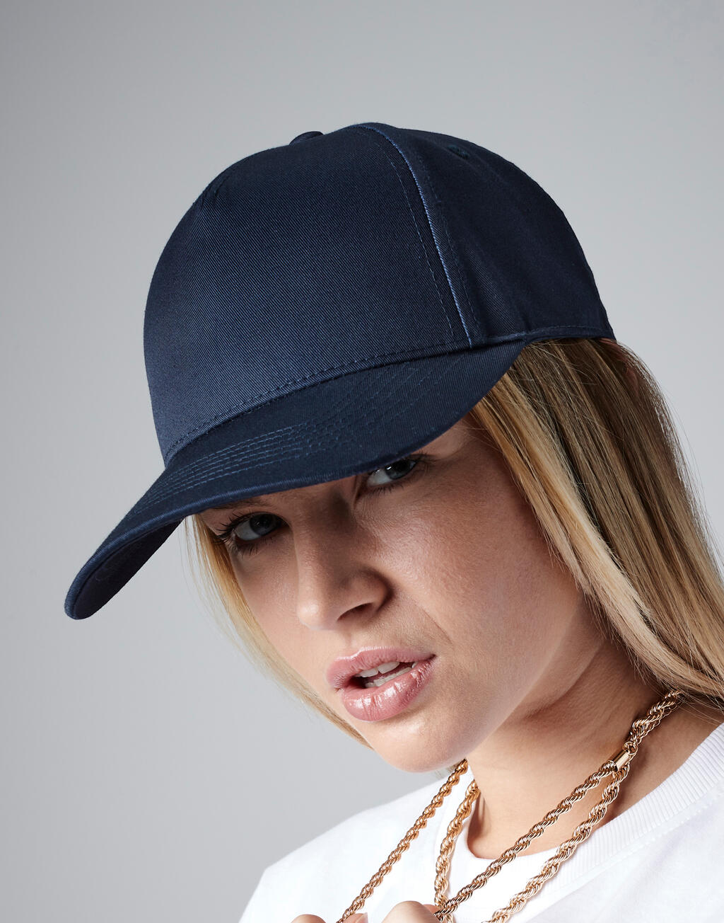Urbanwear 5 Panel Snapback in Farbe White