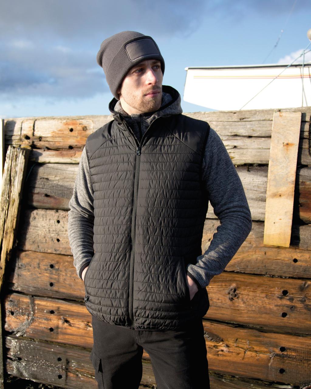 Thermoquilt Gilet in Farbe Grey/Black