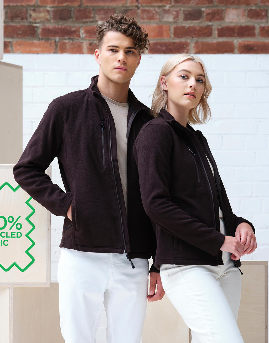 Women's Honestly Made Recycled Full Zip Fleece in Farbe Black