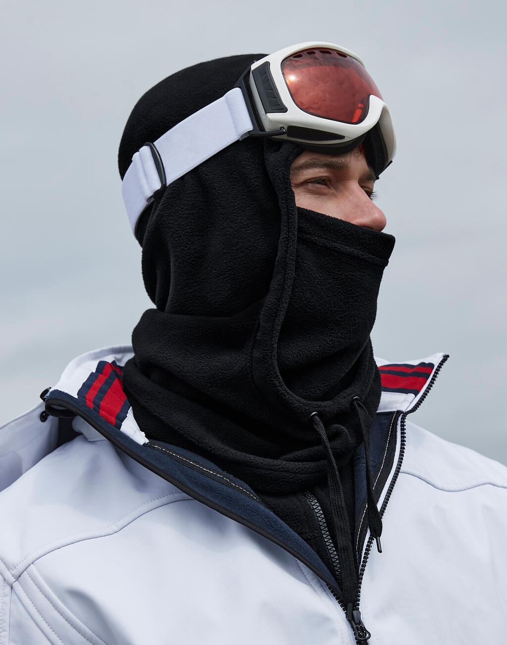 Recycled Fleece Hood in Farbe Black