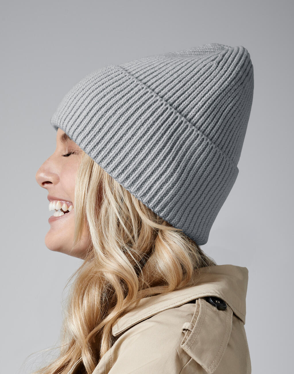 Oversized Cuffed Beanie in Farbe Biscuit