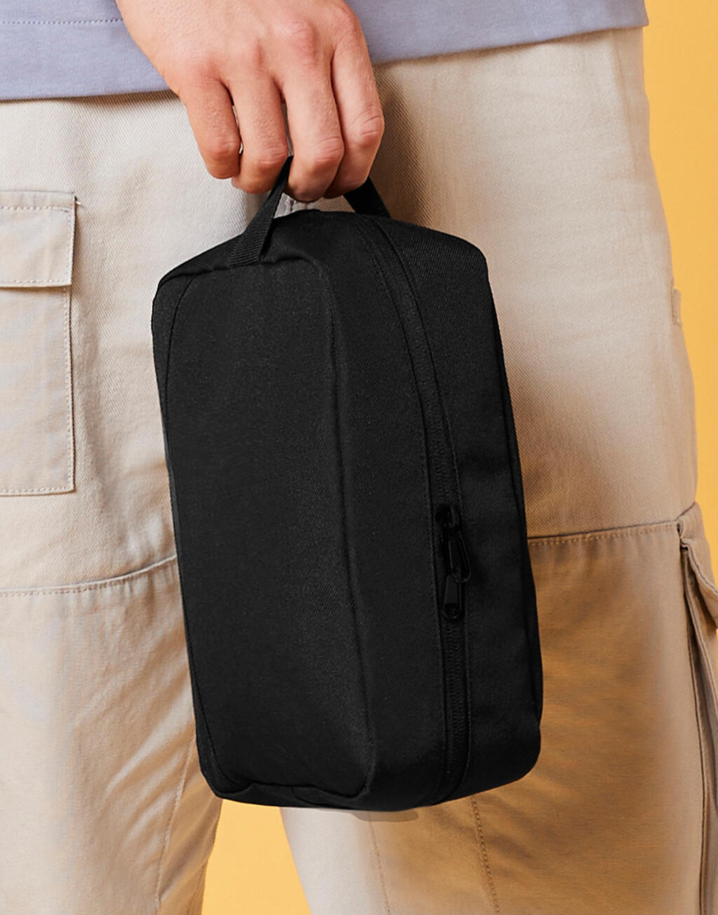 Recycled Essentials Wash Bag in Farbe Black