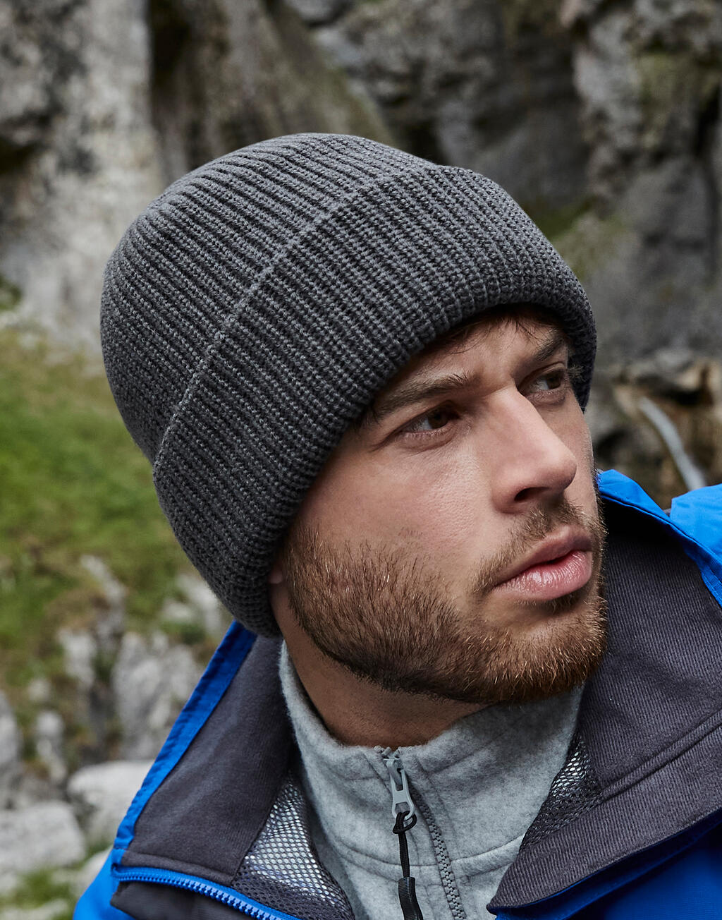 Thermal Elements Beanie in Farbe Black