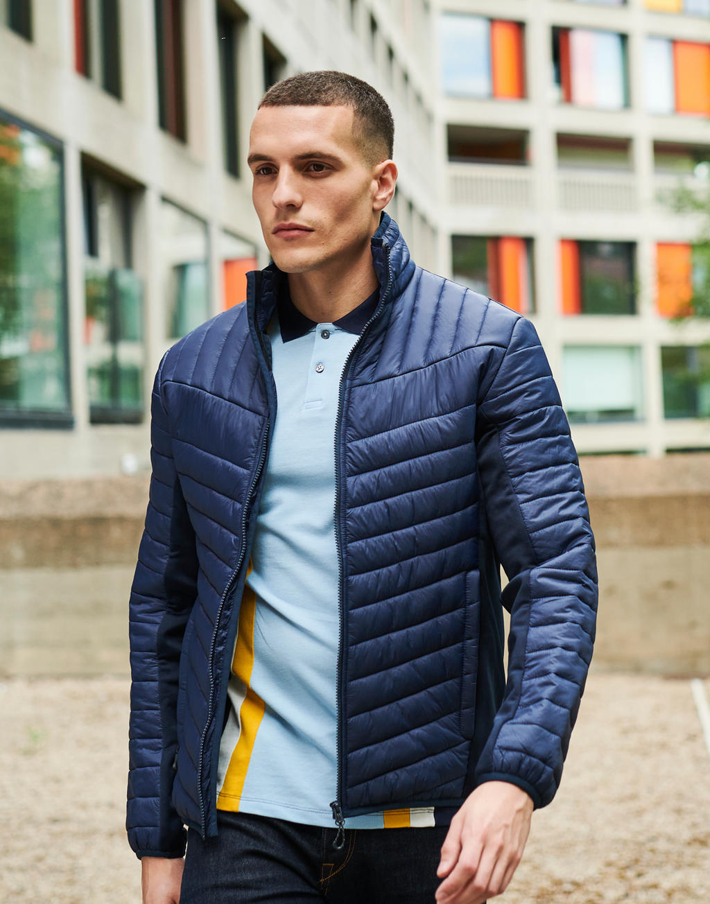 Tourer Hybrid Jacket in Farbe Black