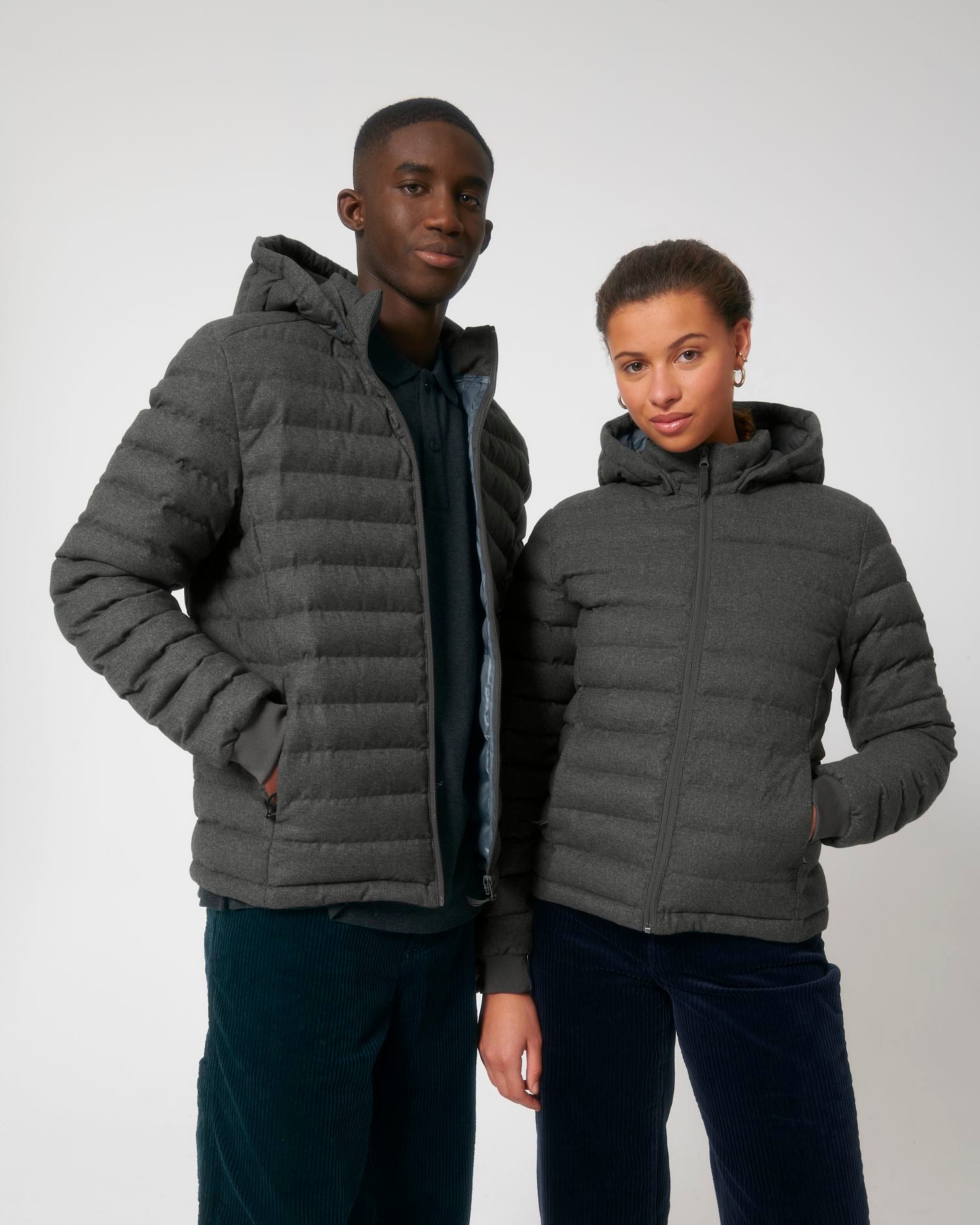 Stanley Voyager Wool-Like in Farbe Deep Metal Heather Grey
