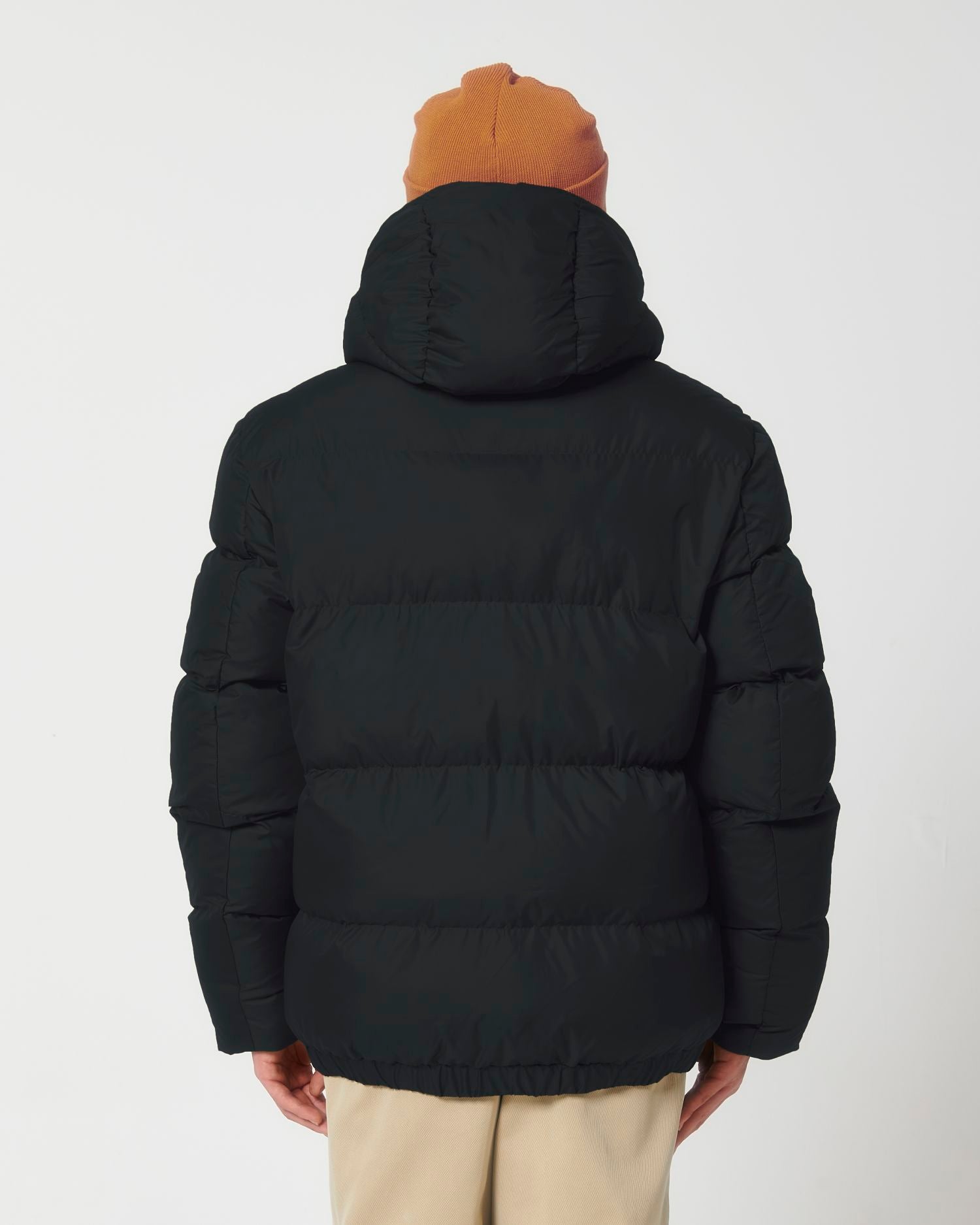 Puffer in Farbe Black
