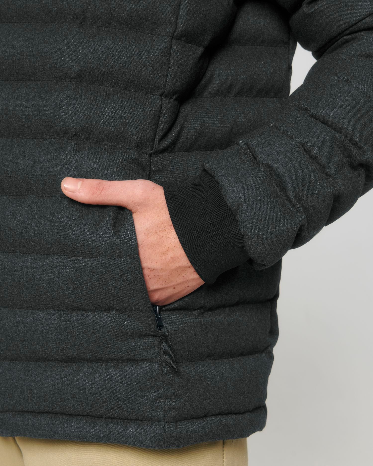 Stanley Voyager Wool-Like in Farbe Dark Heather Grey