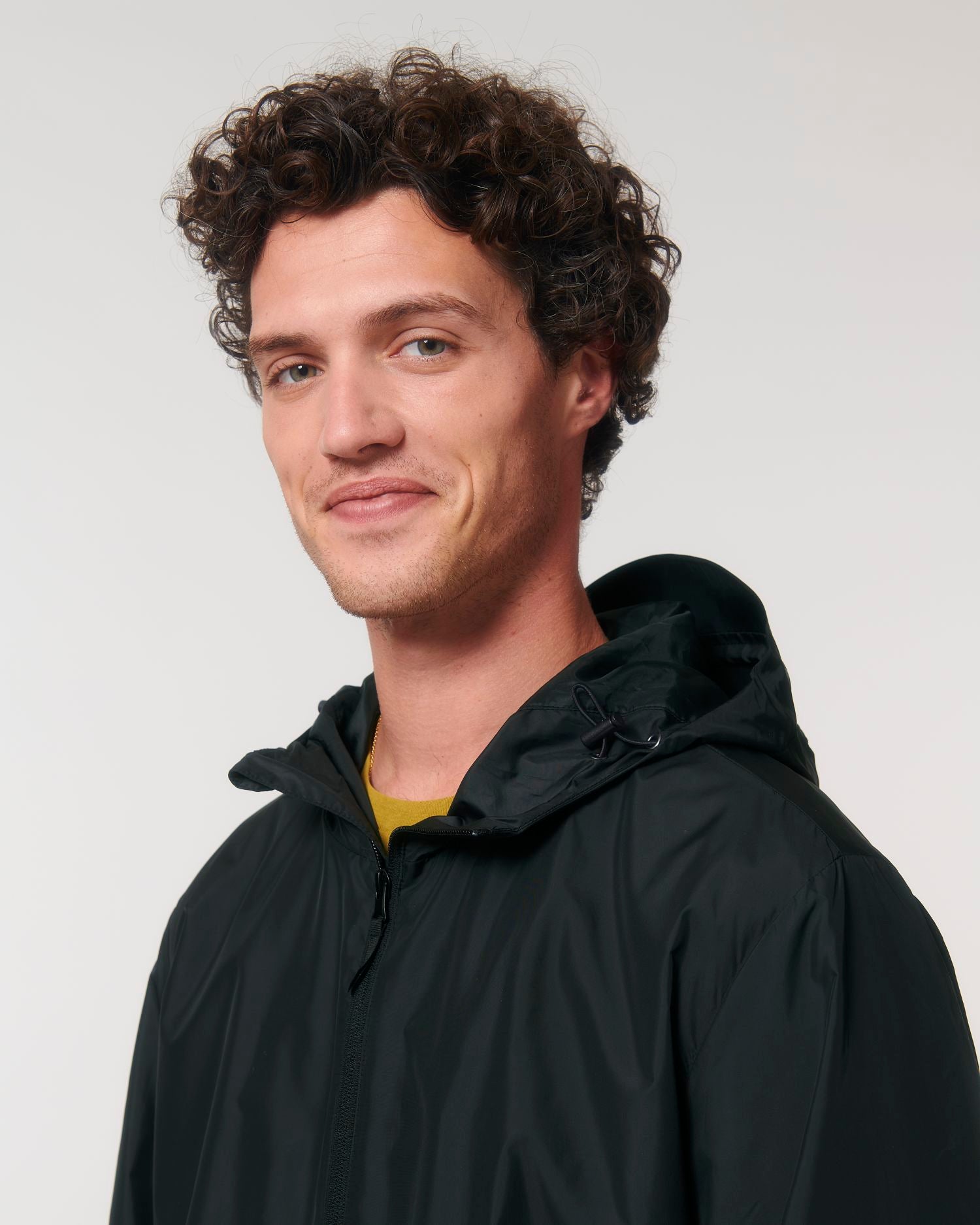 Non Padded Jacket Commuter in Farbe Black