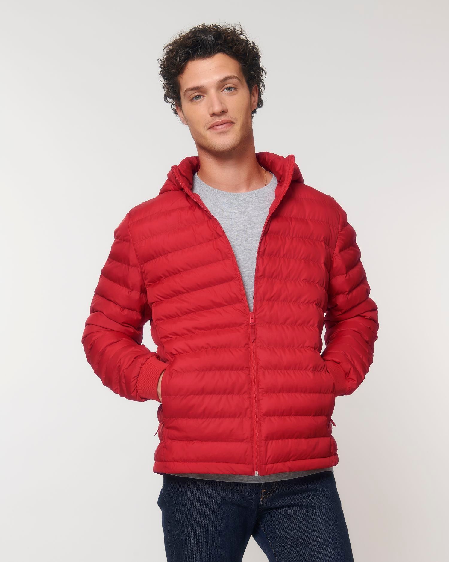 Wattierte Jacke Stanley Voyager in Farbe Red