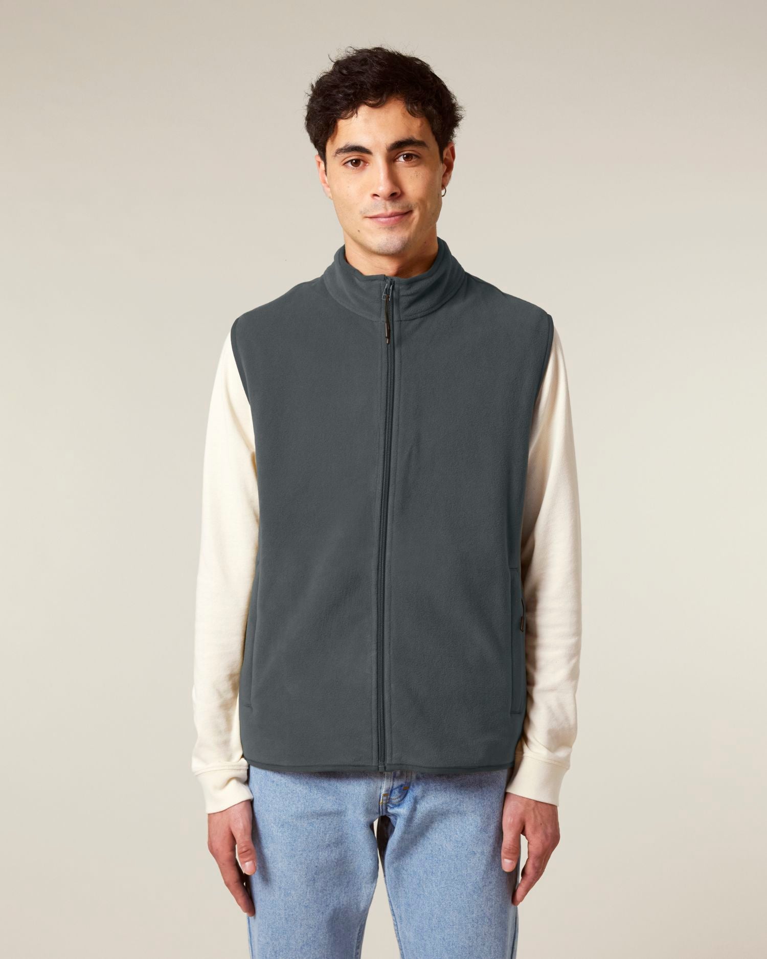 Stanley Quester - ShirtStore