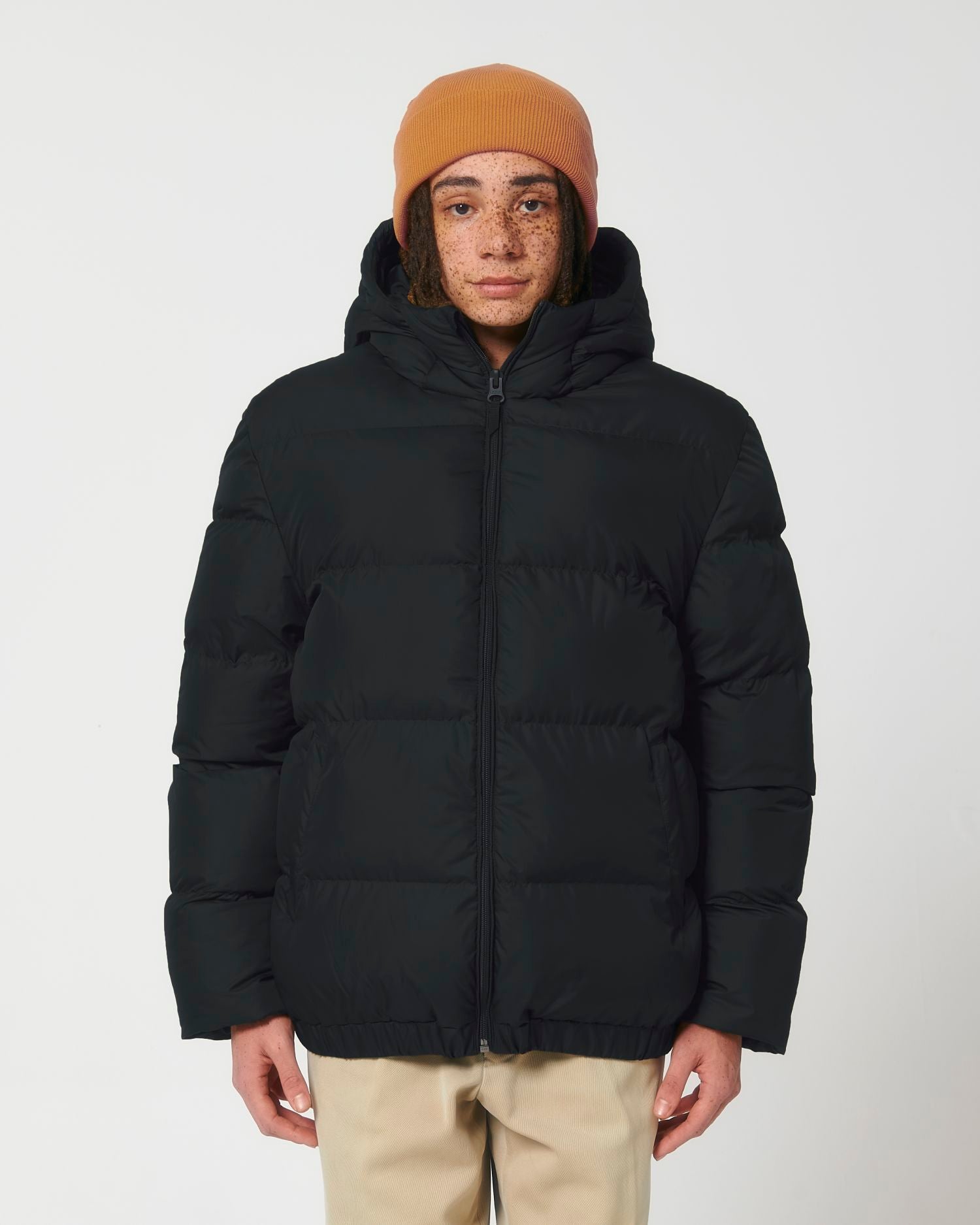 Puffer in Farbe Black