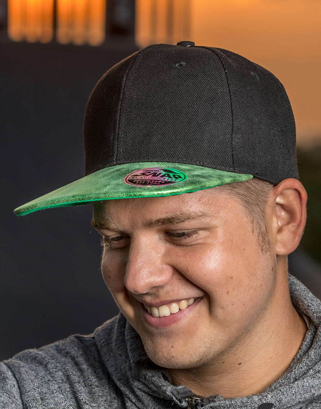  Bronx Glitter Flat Peak Snapback Cap  in Farbe Black/Green