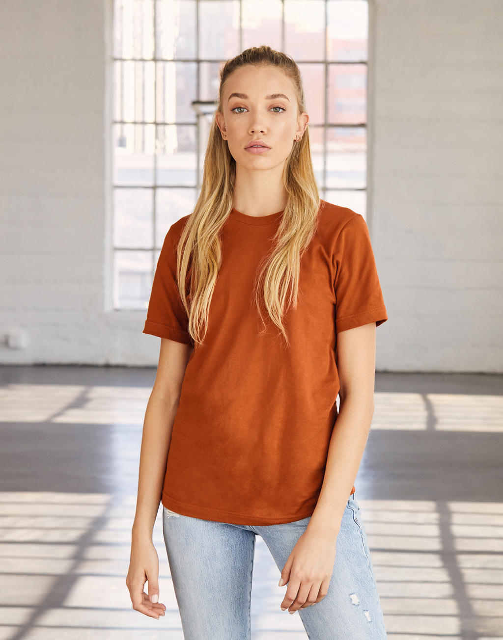  Unisex Jersey Short Sleeve Tee in Farbe White