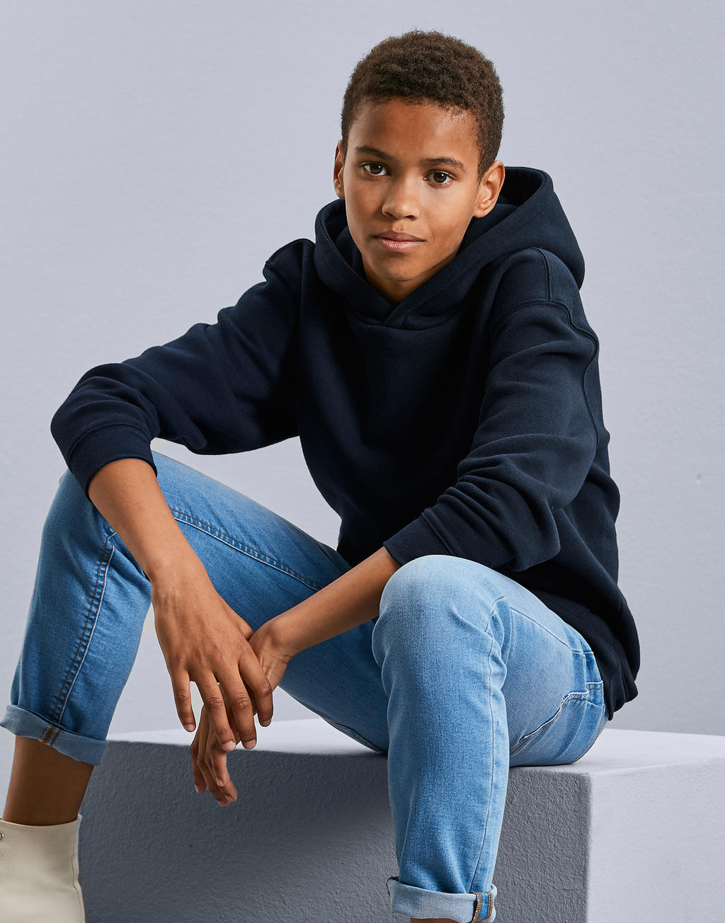  Kids' Authentic Hooded Sweat in Farbe Black