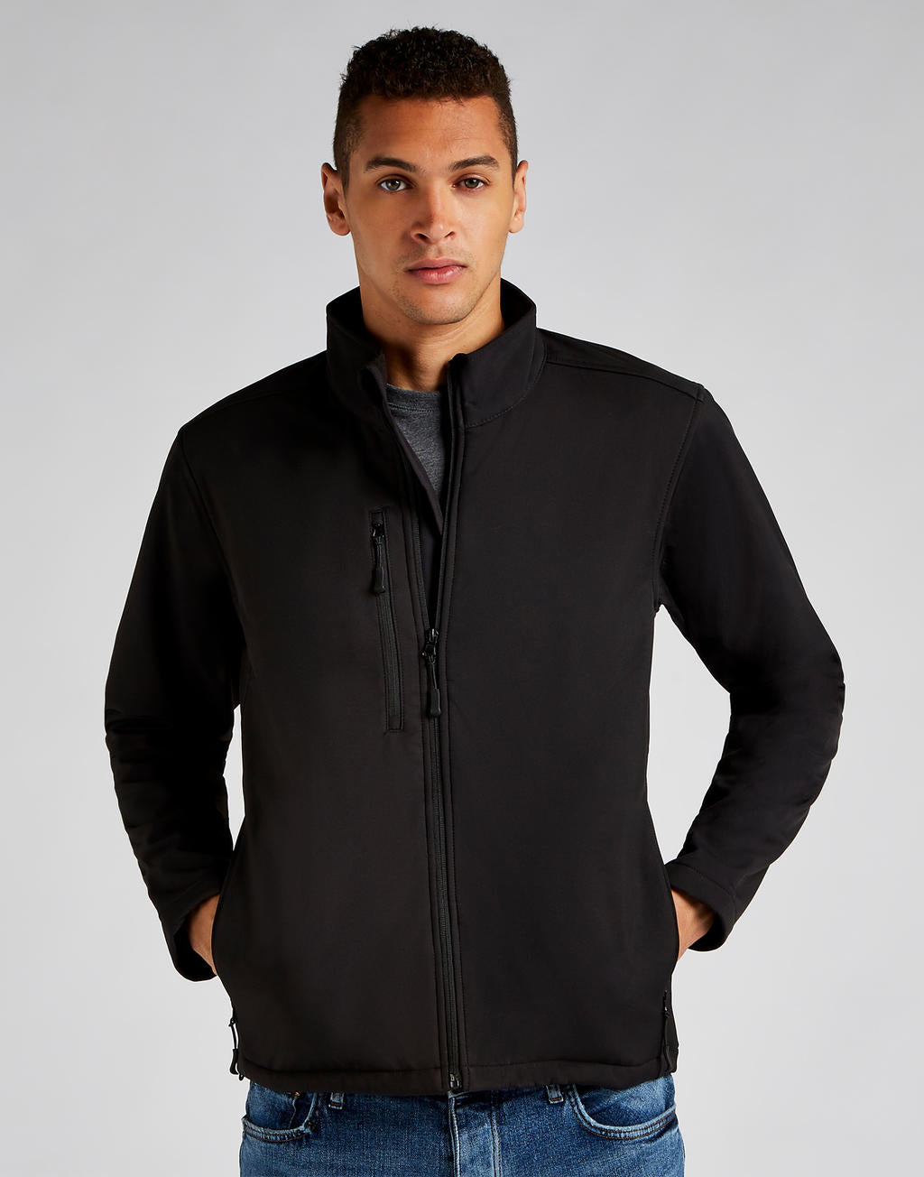  Regular Fit Soft Shell Jacket in Farbe Black