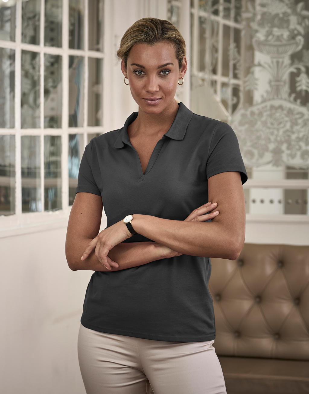  Women's Luxury Stretch V Polo in Farbe White