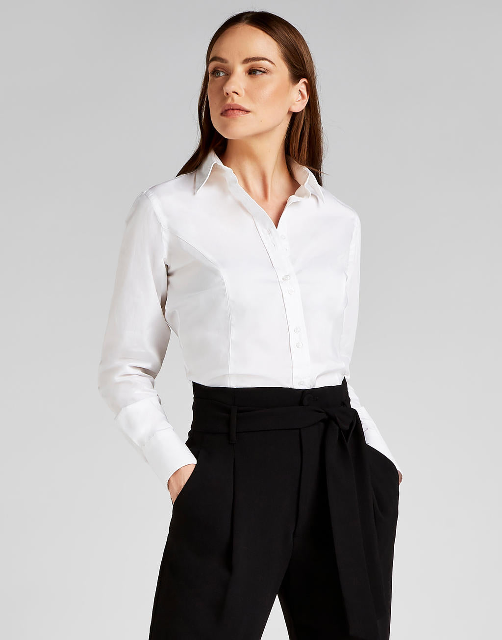  Women's Tailored Fit City Shirt in Farbe White