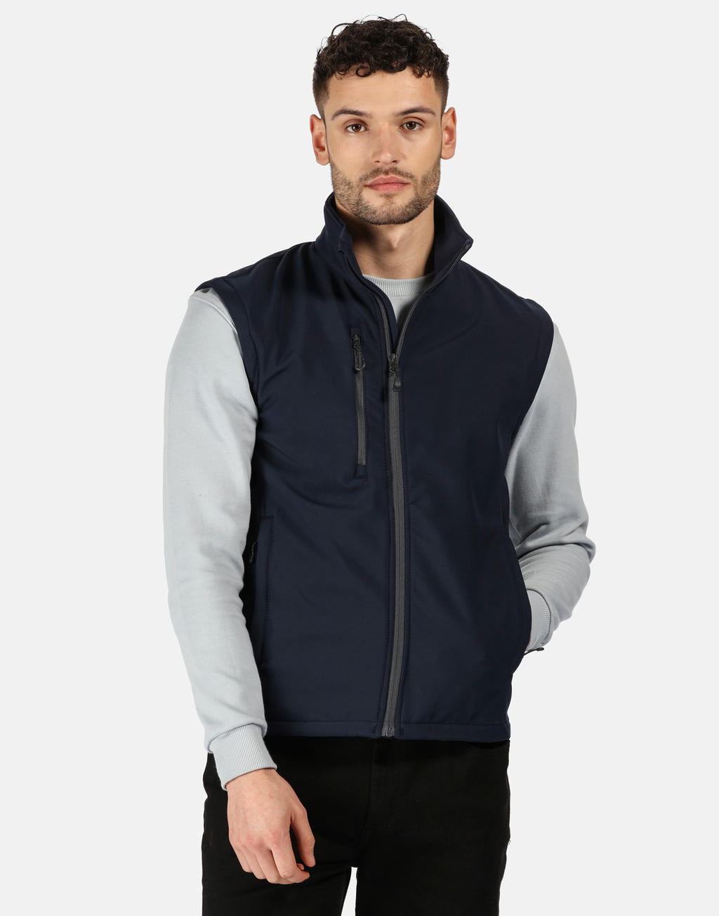  Honestly Made Recycled Softshell Bodywarmer in Farbe Black