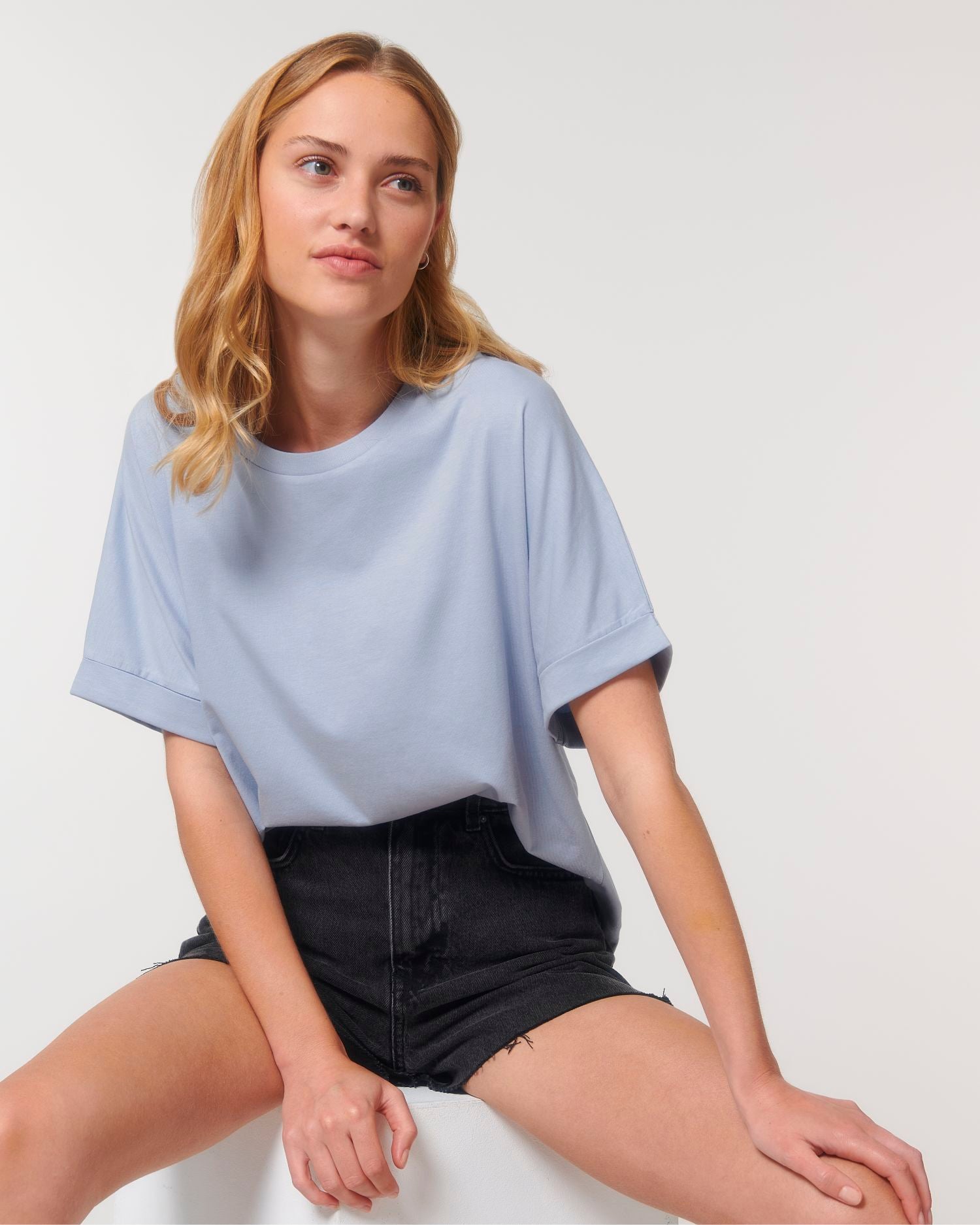 T-Shirt Stella Collider in Farbe Serene Blue